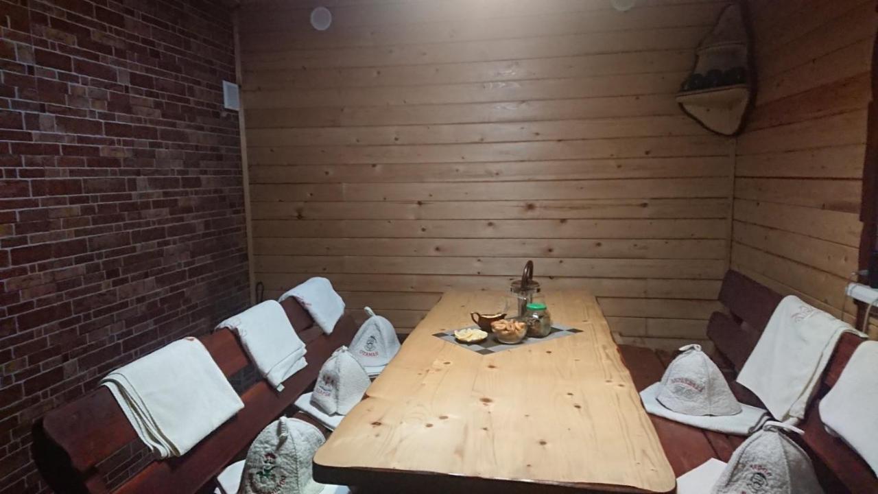 "У Пасічника" Котедж Для Сім'Ї Jaremtsje Eksteriør bilde